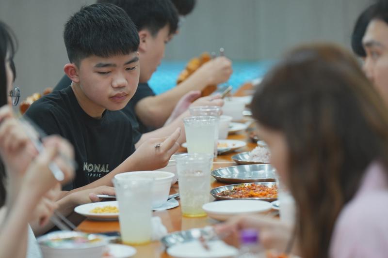 중고등부의 섬김-68